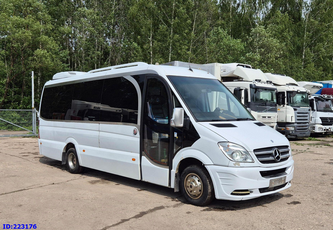 MERCEDES-BENZ Sprinter 519 VIP Luxury - Minibus, Putnički kombi: slika 1 MERCEDES-BENZ Sprinter 519 VIP Luxury - Minibus, Putnički kombi: slika 1