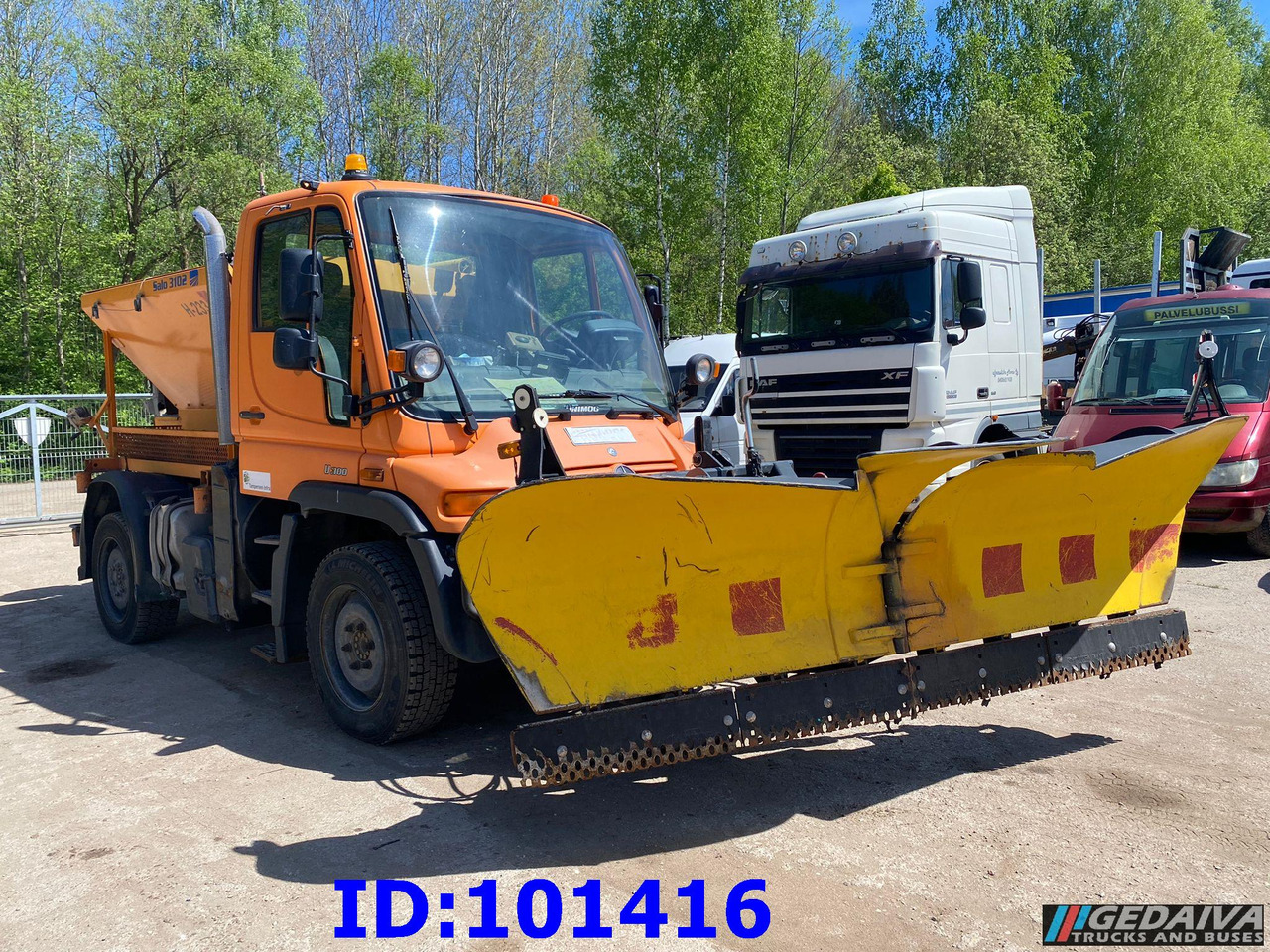 MERCEDES-BENZ Unimog U300 4X4 - Vozilo za čišćenje snega: slika 2 MERCEDES-BENZ Unimog U300 4X4 - Vozilo za čišćenje snega: slika 2