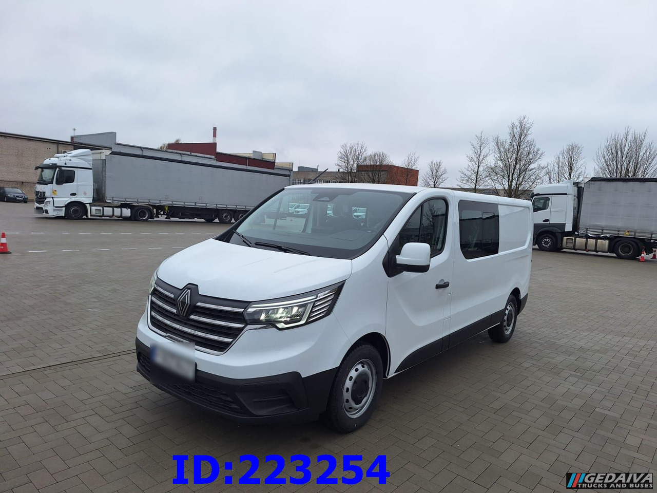 RENAULT Trafic NEW 2025 - Dostavno vozilo sa duplom kabinom: slika 1 RENAULT Trafic NEW 2025 - Dostavno vozilo sa duplom kabinom: slika 1