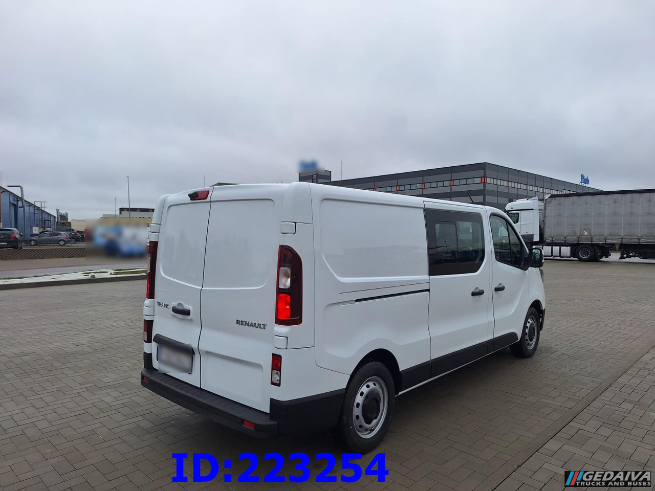 RENAULT Trafic NEW 2025 - Dostavno vozilo sa duplom kabinom: slika 5 RENAULT Trafic NEW 2025 - Dostavno vozilo sa duplom kabinom: slika 5