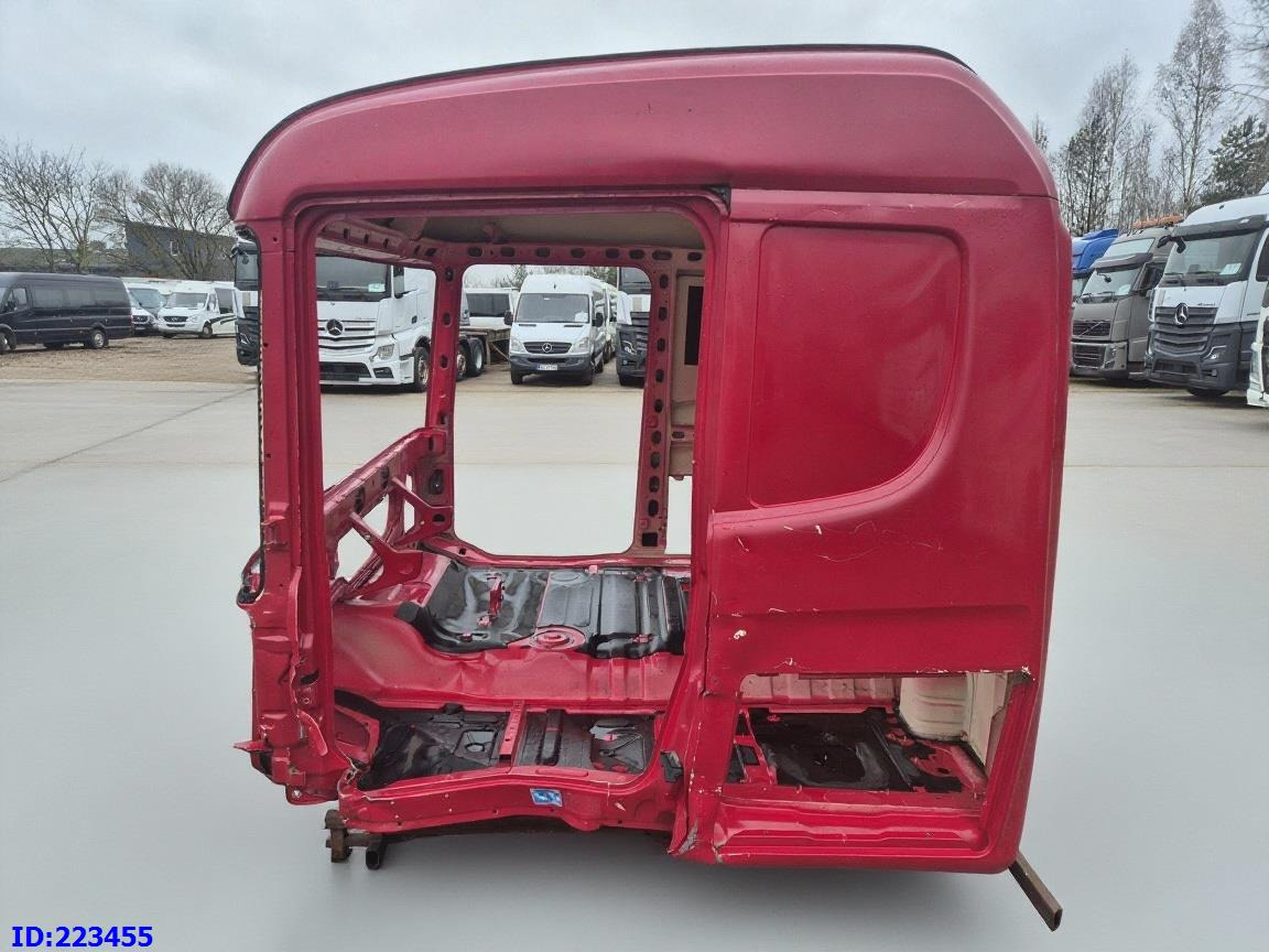 SCANIA R19N5 - Kabina za Kamion: slika 4 SCANIA R19N5 - Kabina za Kamion: slika 4