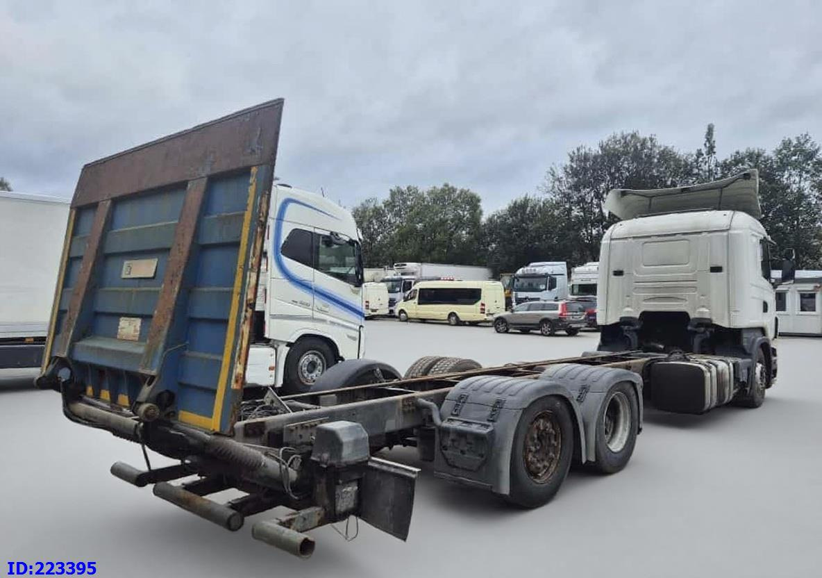 SCANIA R440 6X2 Steering axle (Motor defekt) - Kamion sa golom šasijom i zatvorenom kabinom: slika 5 SCANIA R440 6X2 Steering axle (Motor defekt) - Kamion sa golom šasijom i zatvorenom kabinom: slika 5