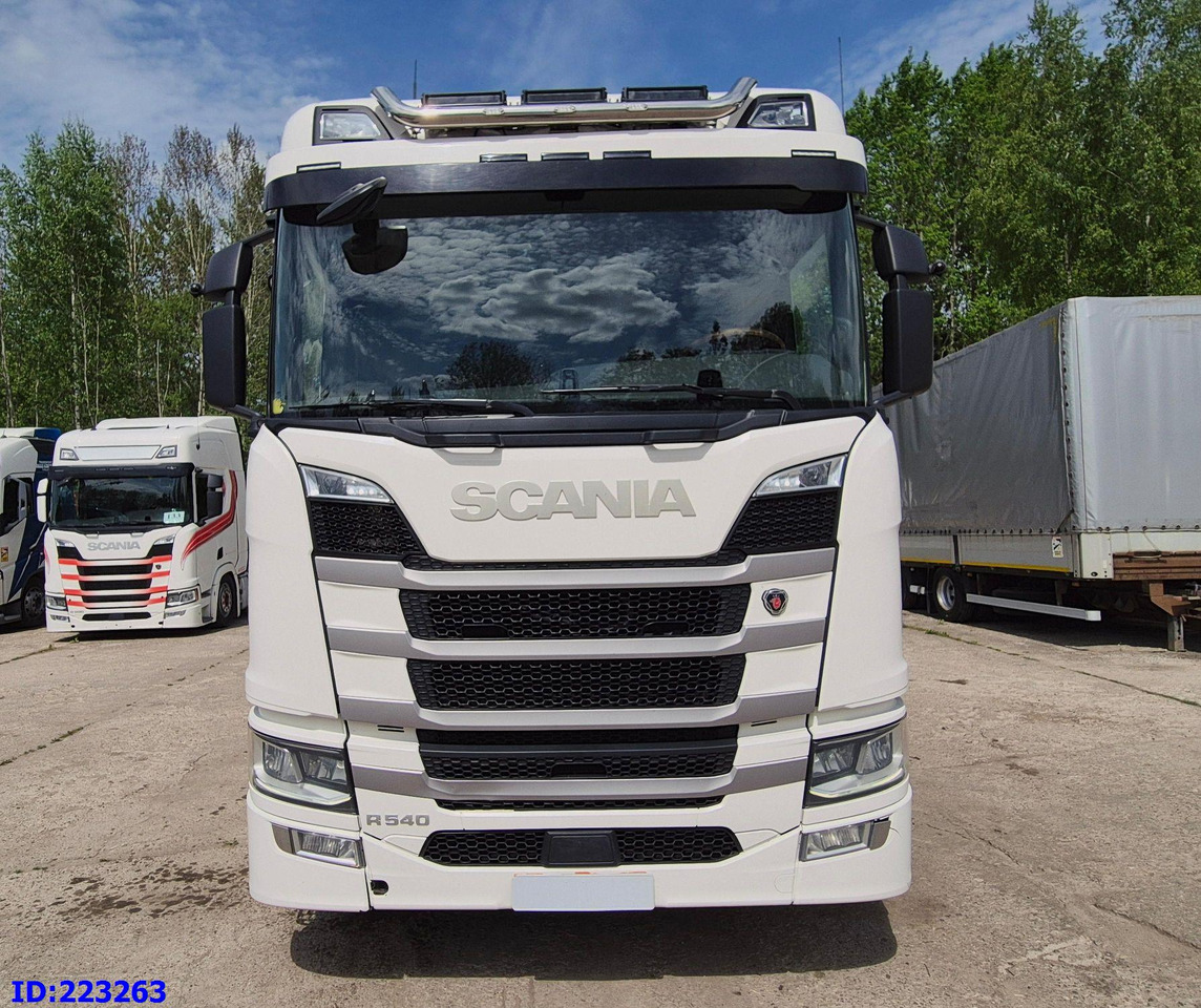 SCANIA R540 6x2 Retarder - Kamion sa golom šasijom i zatvorenom kabinom: slika 2 SCANIA R540 6x2 Retarder - Kamion sa golom šasijom i zatvorenom kabinom: slika 2