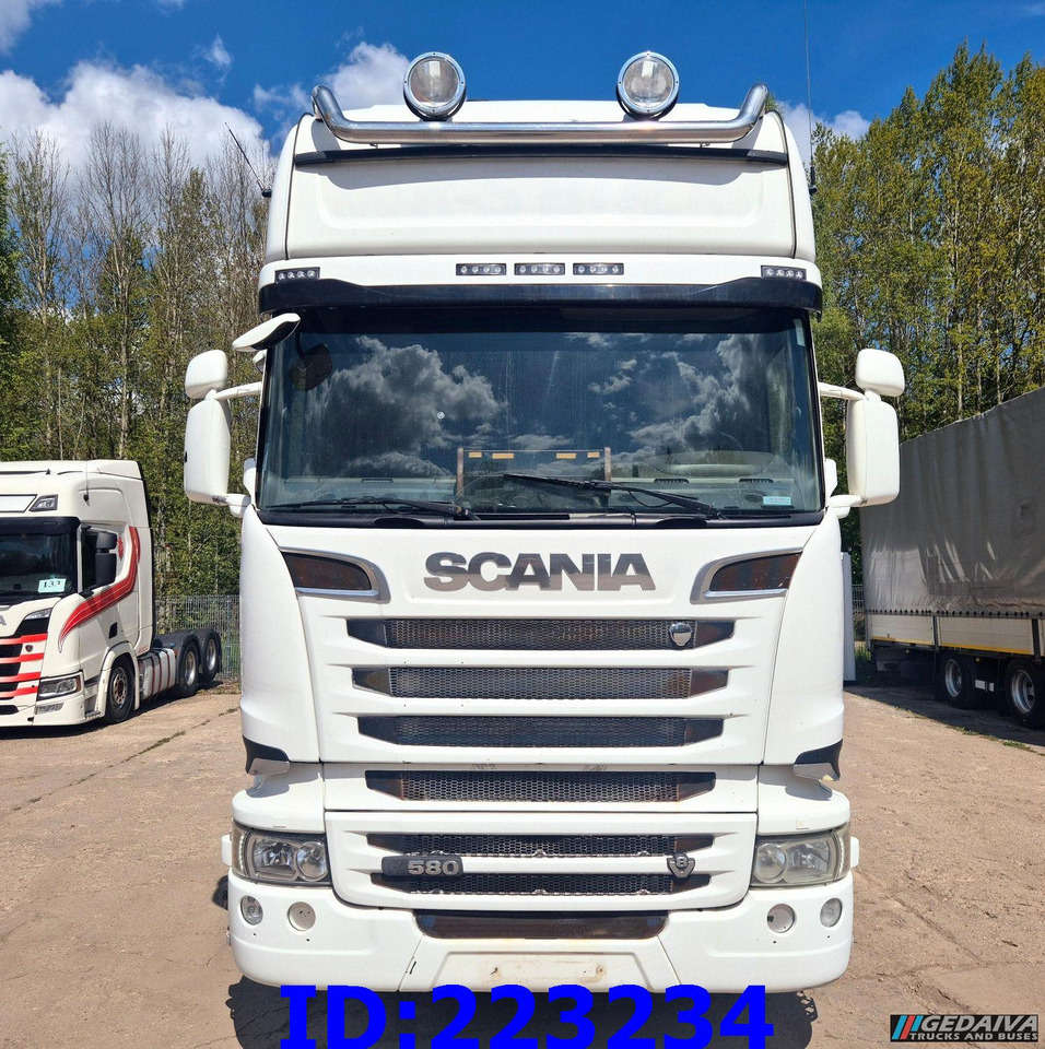 SCANIA R580 8X2 - Steering axle - Euro6 - Kamion sa golom šasijom i zatvorenom kabinom: slika 2 SCANIA R580 8X2 - Steering axle - Euro6 - Kamion sa golom šasijom i zatvorenom kabinom: slika 2