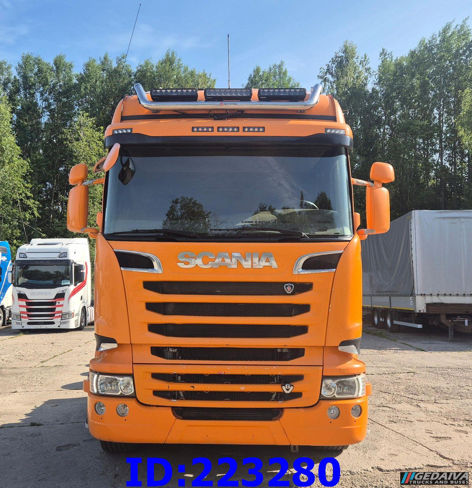 SCANIA R580 V8 8X4 Retarder (Steering axle) - Kamion sa golom šasijom i zatvorenom kabinom: slika 2 SCANIA R580 V8 8X4 Retarder (Steering axle) - Kamion sa golom šasijom i zatvorenom kabinom: slika 2