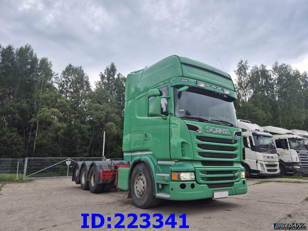 SCANIA R620 - 8x4 - Steering axle - Retarder - Kamion sa golom šasijom i zatvorenom kabinom: slika 4 SCANIA R620 - 8x4 - Steering axle - Retarder - Kamion sa golom šasijom i zatvorenom kabinom: slika 4