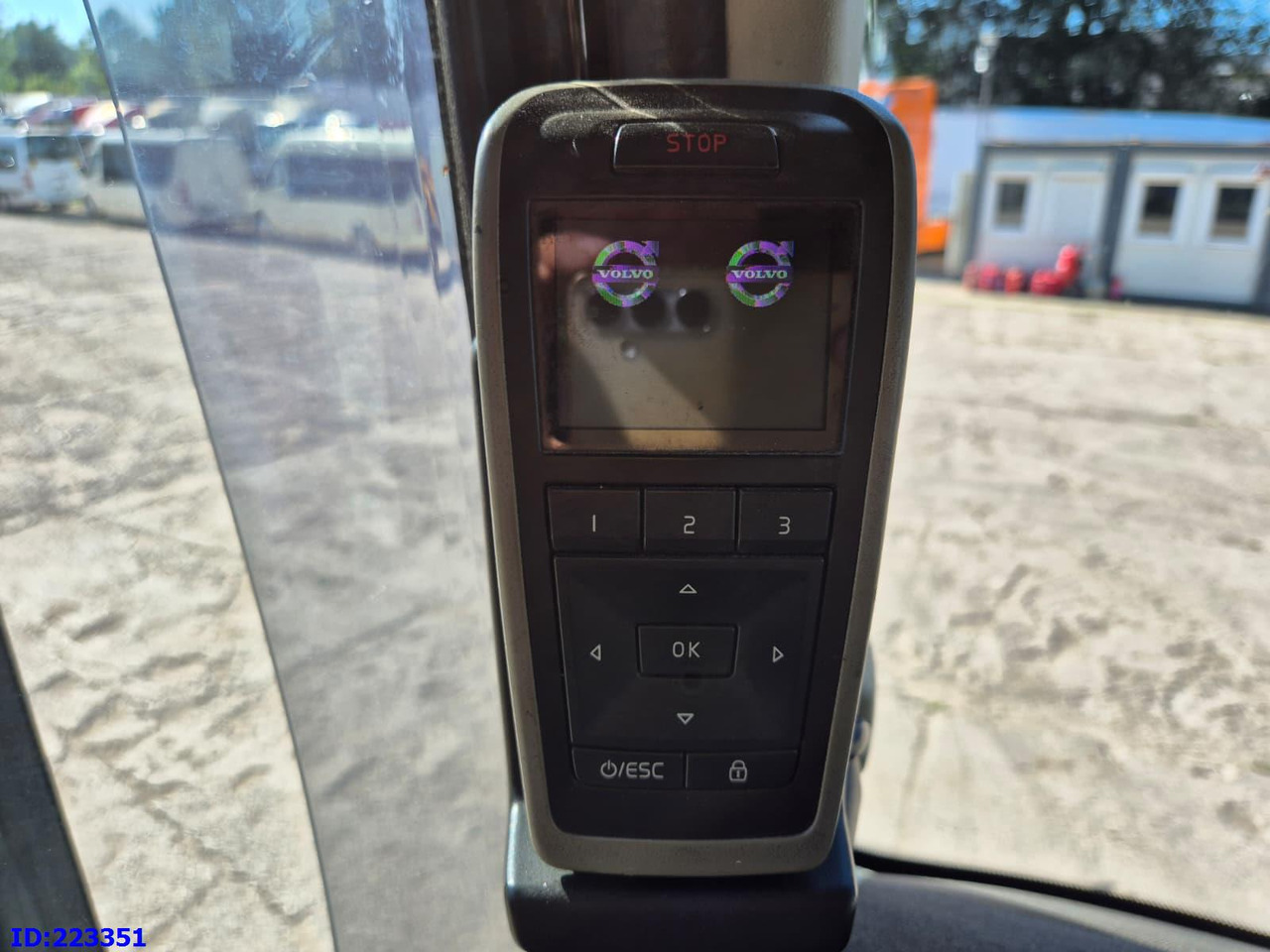 Kamion sa ceradom VOLVO FH16 750HP - 8x4-Steering axle: slika 15