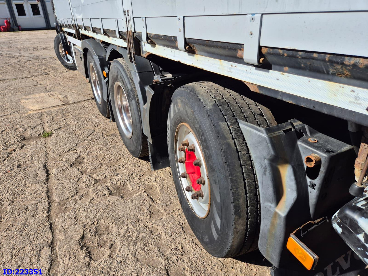 Kamion sa ceradom VOLVO FH16 750HP - 8x4-Steering axle: slika 11