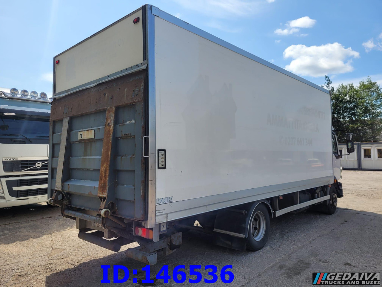 VOLVO FL 240HP - 4x2 - Manual - Euro5 - Kamion sa zatvorenim sandukom: slika 5 VOLVO FL 240HP - 4x2 - Manual - Euro5 - Kamion sa zatvorenim sandukom: slika 5