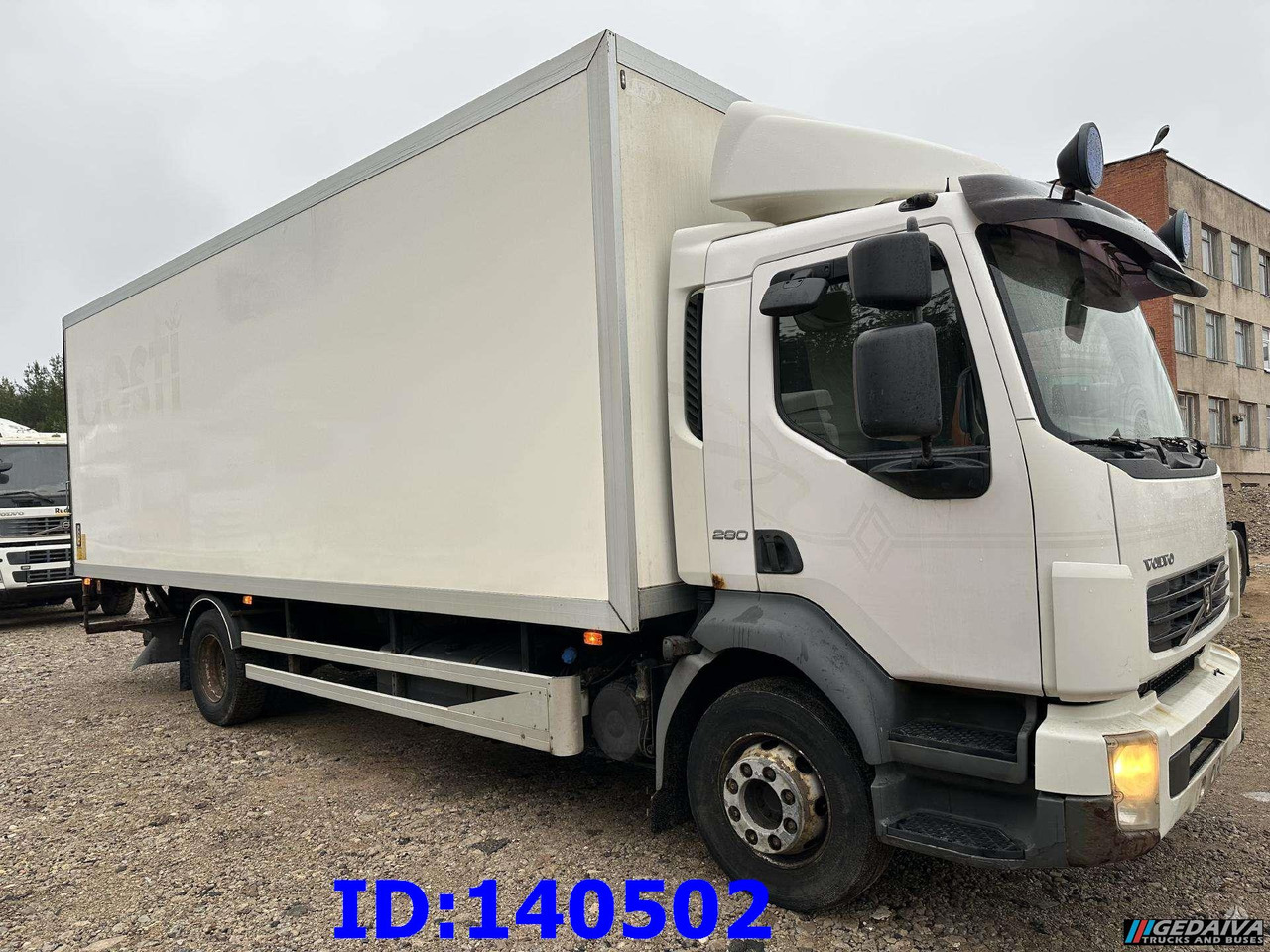 VOLVO FL 280 4x2 Manual Euro5 - Kamion sa zatvorenim sandukom: slika 2 VOLVO FL 280 4x2 Manual Euro5 - Kamion sa zatvorenim sandukom: slika 2