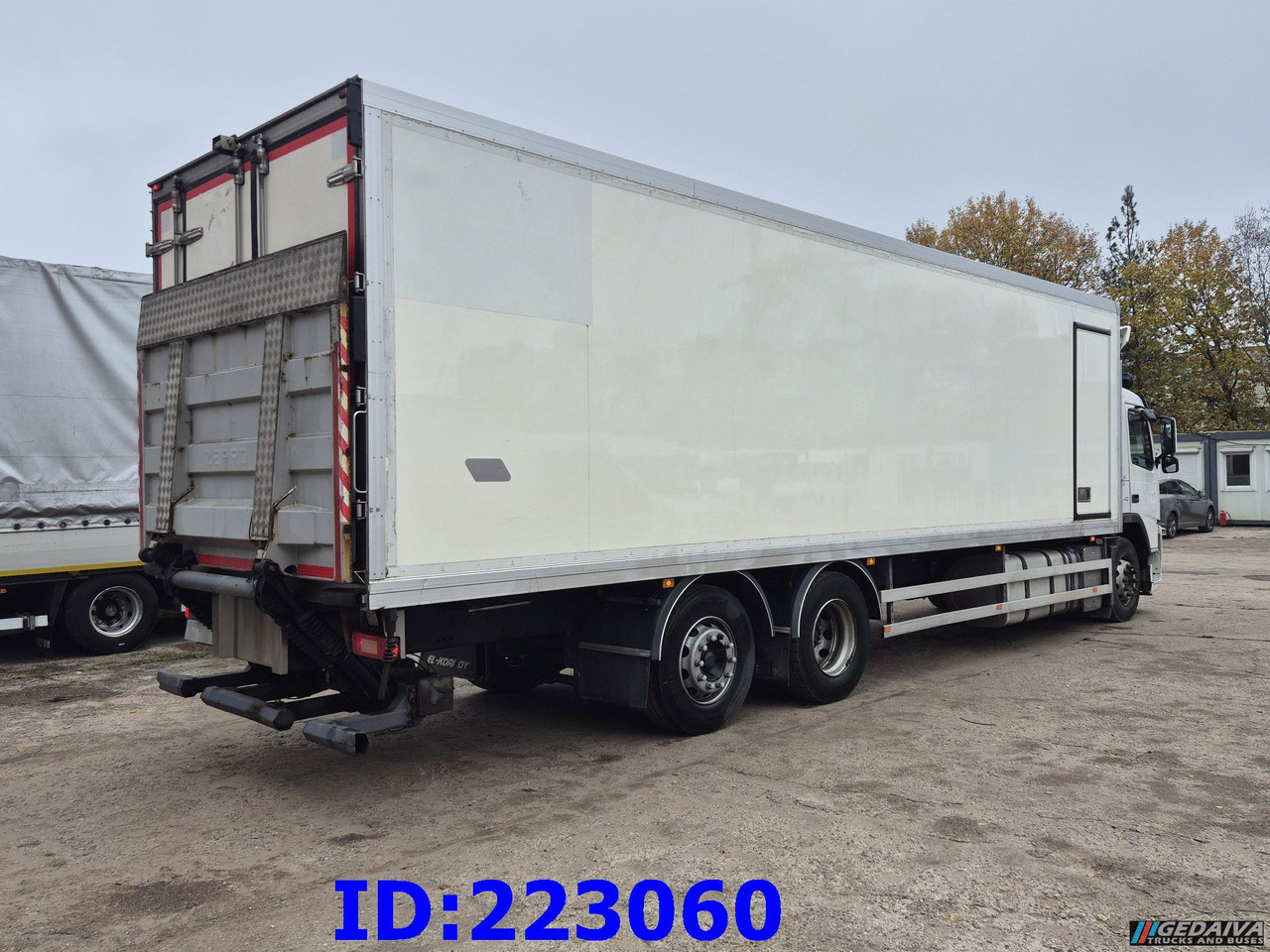 VOLVO FM 410HP - 6X2 - Euro5 -Steering axle - Hladnjača: slika 5 VOLVO FM 410HP - 6X2 - Euro5 -Steering axle - Hladnjača: slika 5