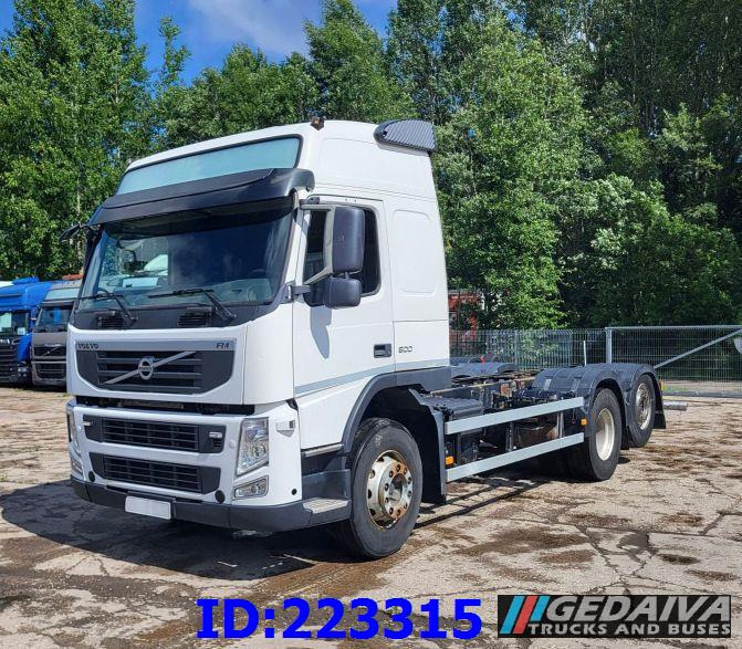 VOLVO FM 500HP 6x2 Euro5 - Kamion sa golom šasijom i zatvorenom kabinom: slika 1 VOLVO FM 500HP 6x2 Euro5 - Kamion sa golom šasijom i zatvorenom kabinom: slika 1