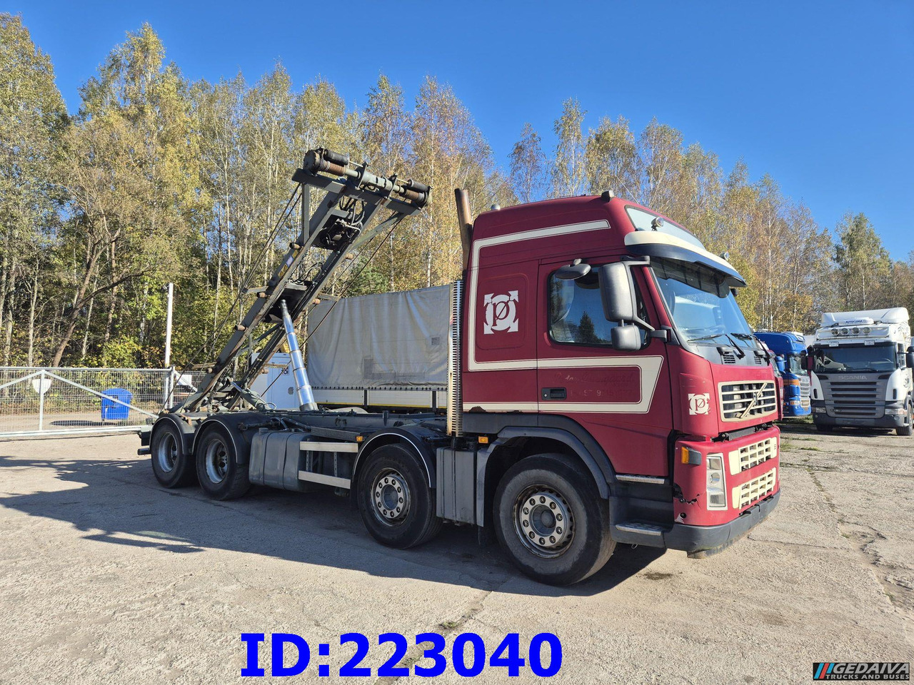 VOLVO FM12 420HP 8x2 - Kamion sa kablovskim sistemom: slika 4 VOLVO FM12 420HP 8x2 - Kamion sa kablovskim sistemom: slika 4