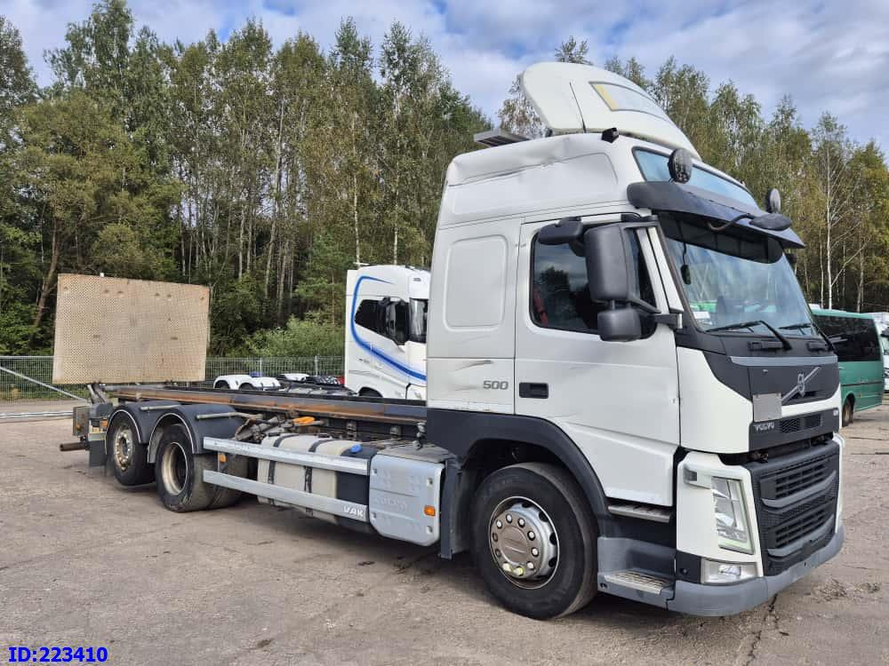 VOLVO FM13 500HP 600tkm ONLY - Kamion sa golom šasijom i zatvorenom kabinom: slika 4 VOLVO FM13 500HP 600tkm ONLY - Kamion sa golom šasijom i zatvorenom kabinom: slika 4