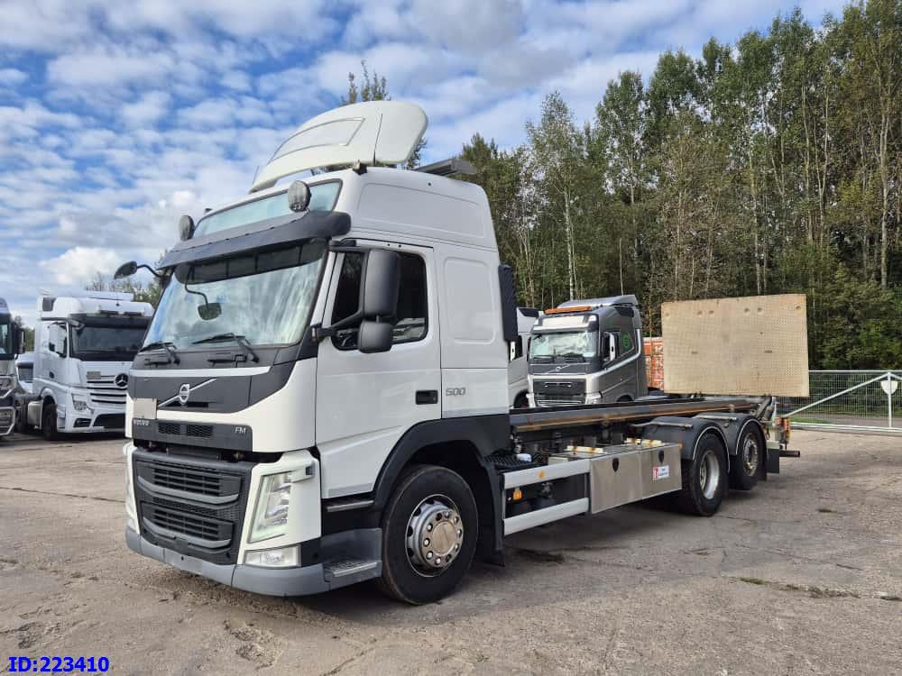 VOLVO FM13 500HP 600tkm ONLY - Kamion sa golom šasijom i zatvorenom kabinom: slika 1 VOLVO FM13 500HP 600tkm ONLY - Kamion sa golom šasijom i zatvorenom kabinom: slika 1