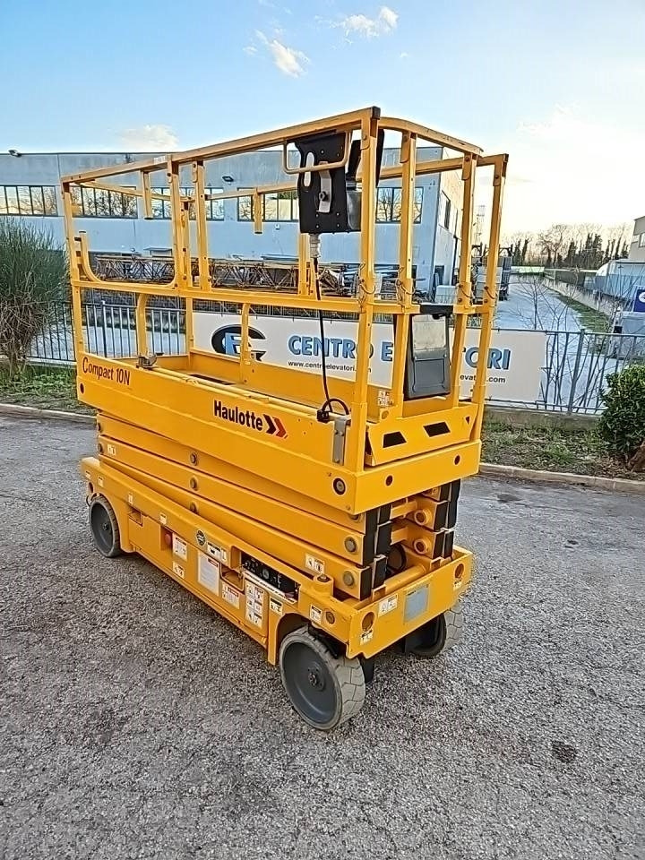 Haulotte Compact 10 N - Lift u obliku makaza: slika 3 Haulotte Compact 10 N - Lift u obliku makaza: slika 3