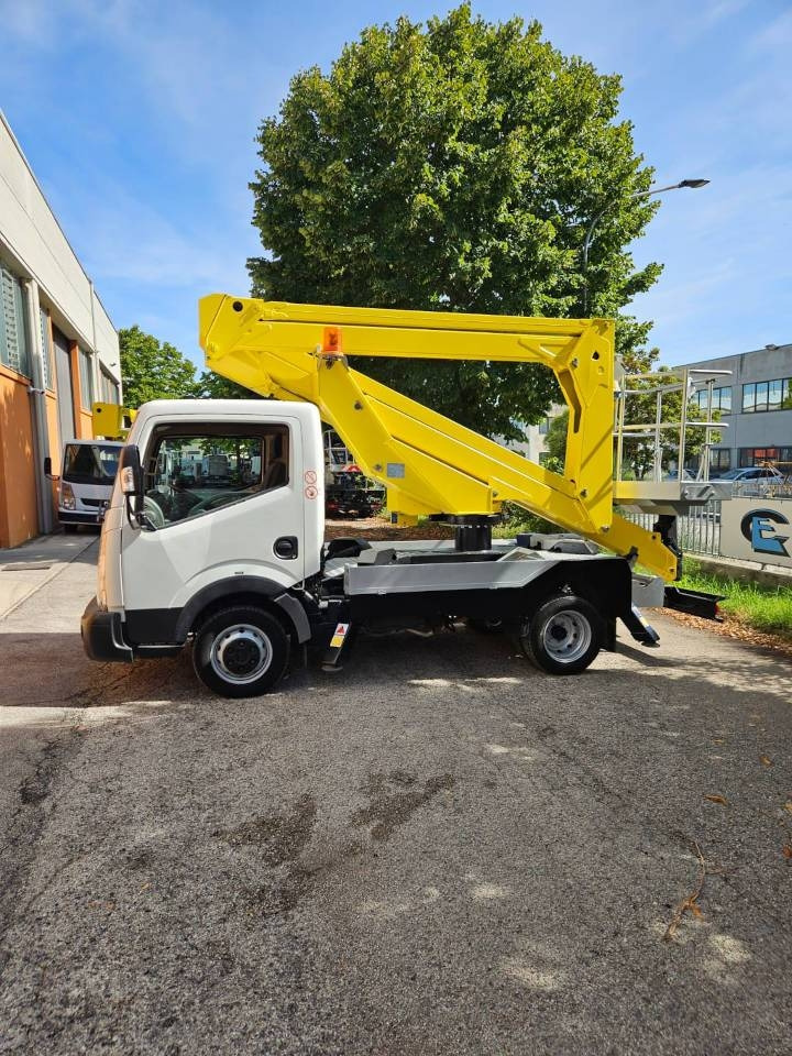 Palfinger P 200 A  - Vazdušna platforma montirana na kamion: slika 1 Palfinger P 200 A  - Vazdušna platforma montirana na kamion: slika 1