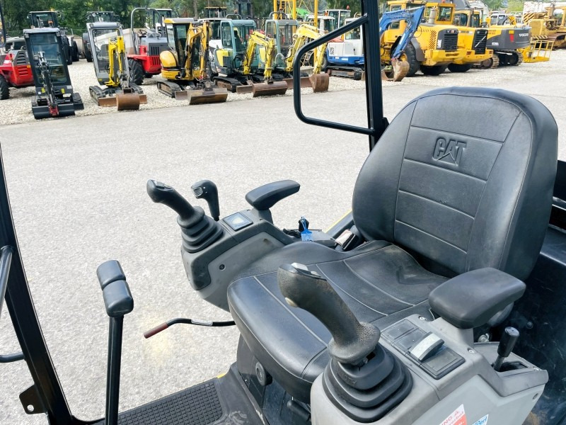 Caterpillar 301.7D (3846) - Mini bager: slika 5 Caterpillar 301.7D (3846) - Mini bager: slika 5