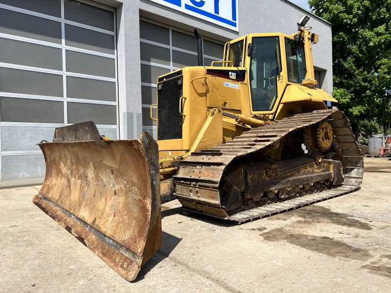 Caterpillar D 6 N LGP (110525) - Buldožer: slika 2 Caterpillar D 6 N LGP (110525) - Buldožer: slika 2