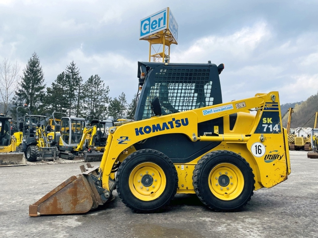 Komatsu SK714-5 (3947) - Mini utovarivač: slika 1 Komatsu SK714-5 (3947) - Mini utovarivač: slika 1