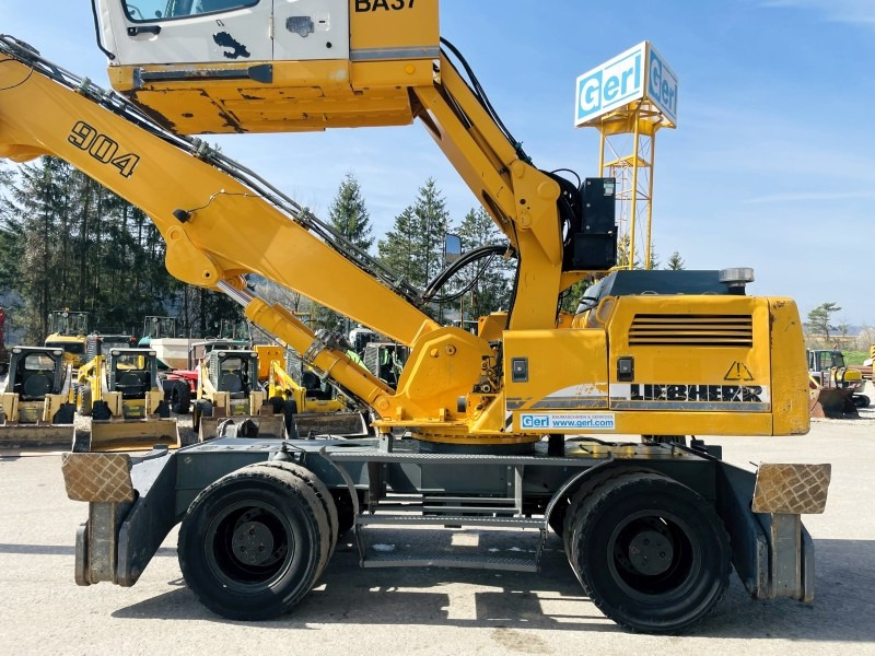 Liebherr A904 (3758) - Bager za obradu otpada/ Industrije: slika 4 Liebherr A904 (3758) - Bager za obradu otpada/ Industrije: slika 4