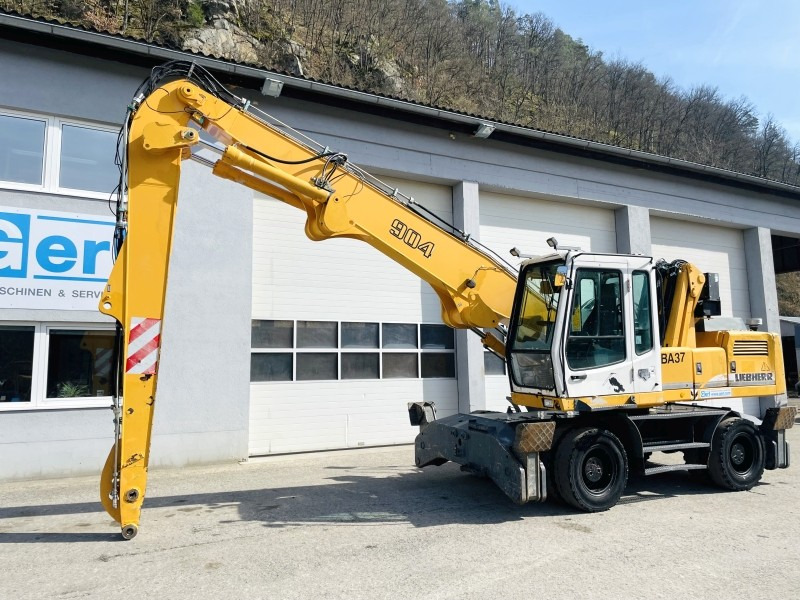 Liebherr A904 (3758) - Bager za obradu otpada/ Industrije: slika 3 Liebherr A904 (3758) - Bager za obradu otpada/ Industrije: slika 3
