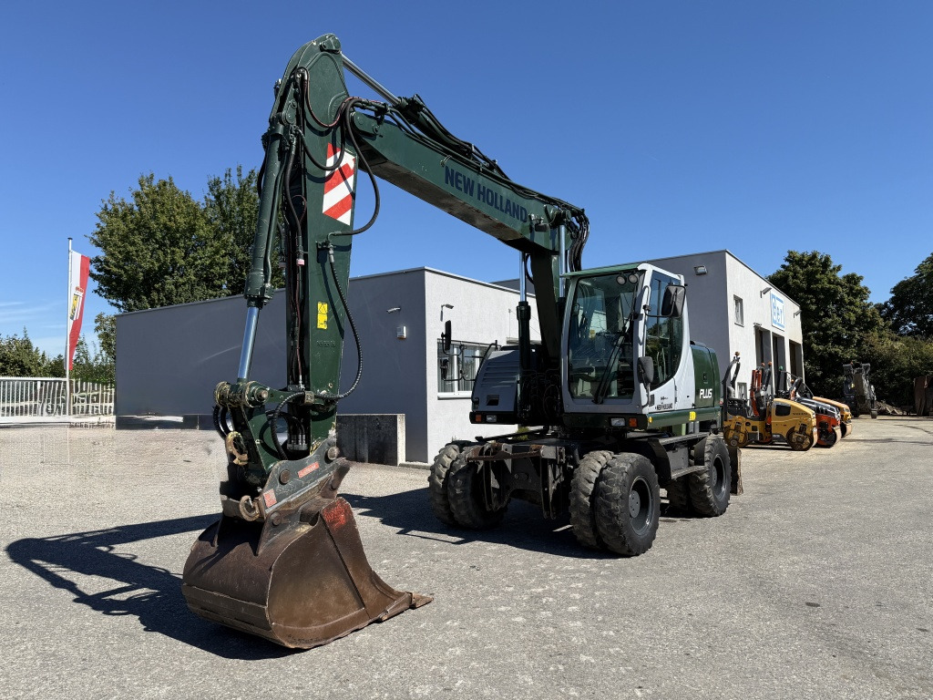 New Holland MH-Plus (111695) - Bager točkaš: slika 3 New Holland MH-Plus (111695) - Bager točkaš: slika 3