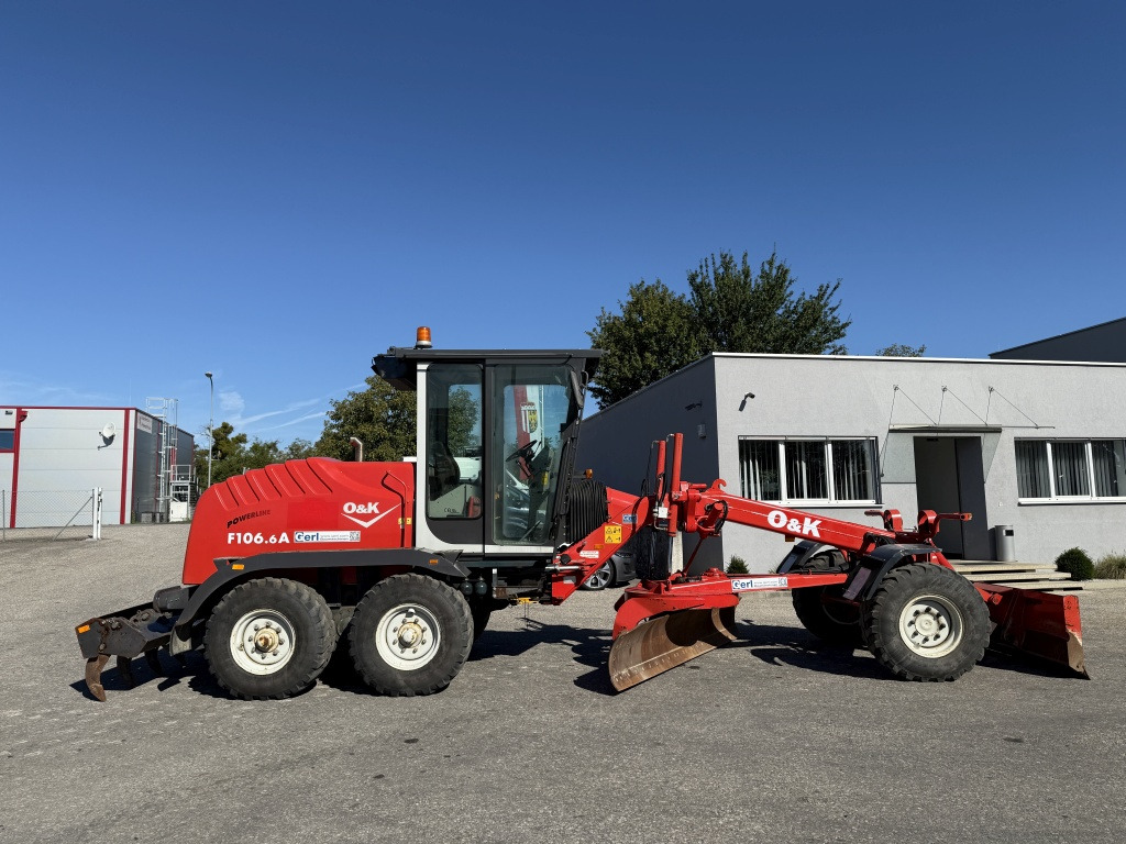 O&K – New Holland F 106.6 A (111700) - Grejder: slika 5 O&K – New Holland F 106.6 A (111700) - Grejder: slika 5