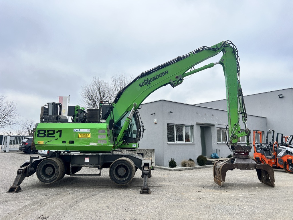 Sennebogen 821 Millionen (111425) - Bager za obradu otpada/ Industrije: slika 4 Sennebogen 821 Millionen (111425) - Bager za obradu otpada/ Industrije: slika 4