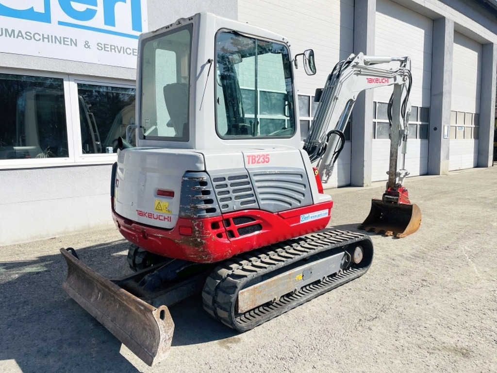 Mini bager Takeuchi TB235 (3968): slika 7