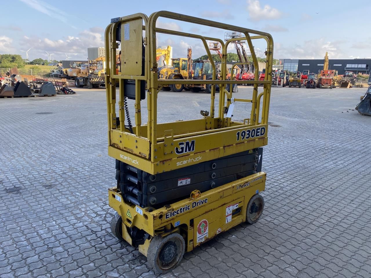 GMG 1930-ED - Lift u obliku makaza: slika 4 GMG 1930-ED - Lift u obliku makaza: slika 4