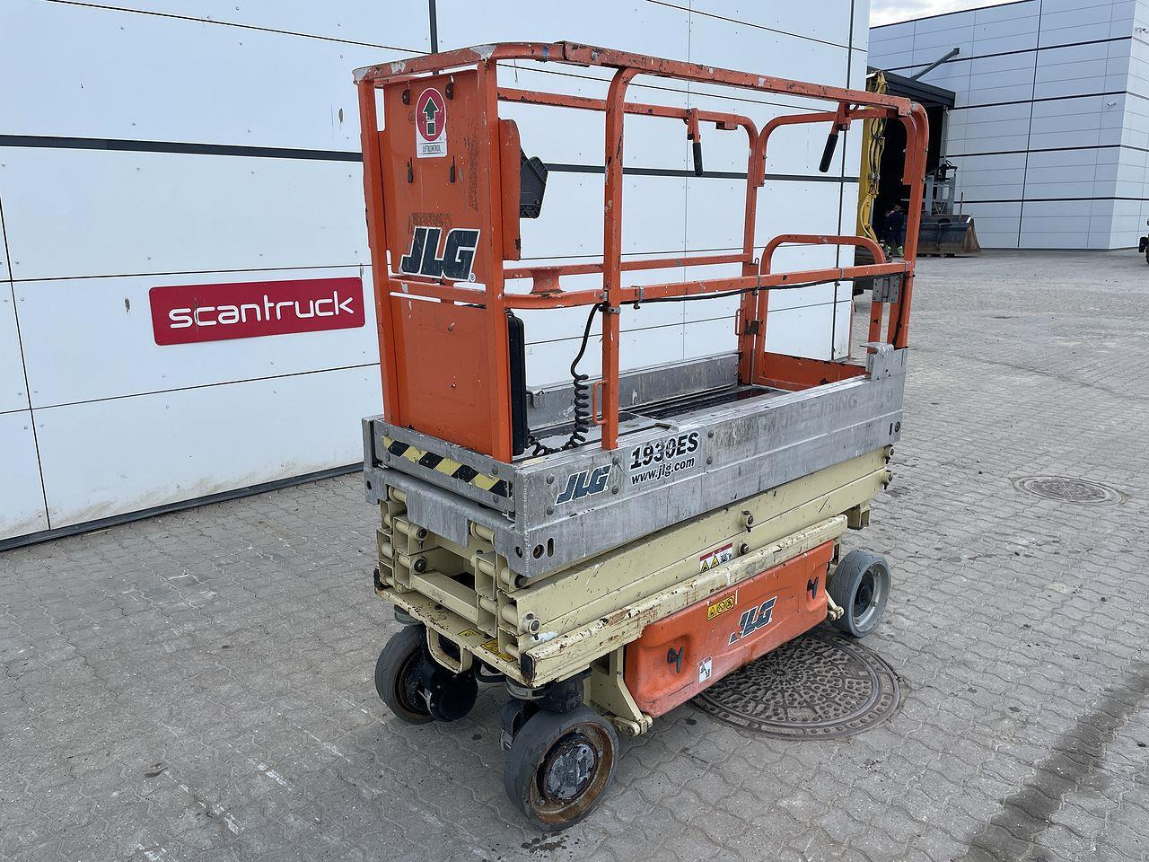 Zglobna platforma JLG 1930ES: slika 1