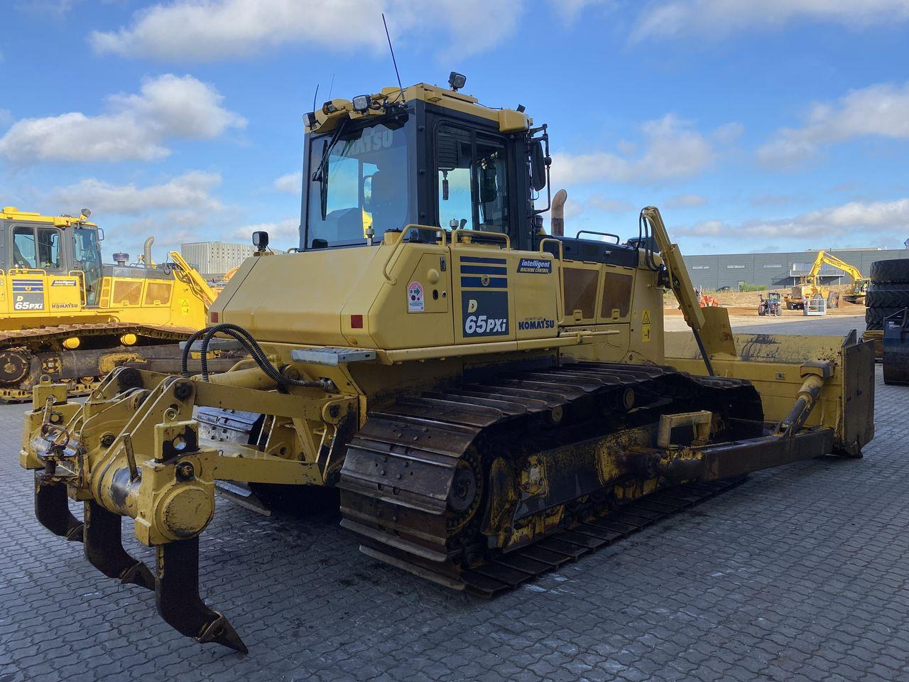 Komatsu D65PXI-18 - Buldožer: slika 4 Komatsu D65PXI-18 - Buldožer: slika 4