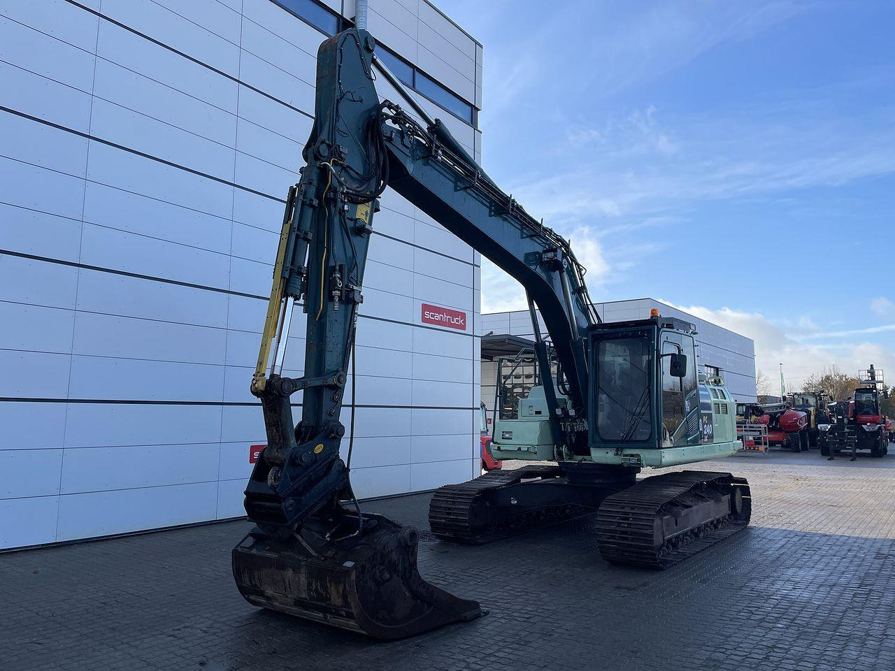 Komatsu PC240LCD-11 - Bager guseničar: slika 1 Komatsu PC240LCD-11 - Bager guseničar: slika 1