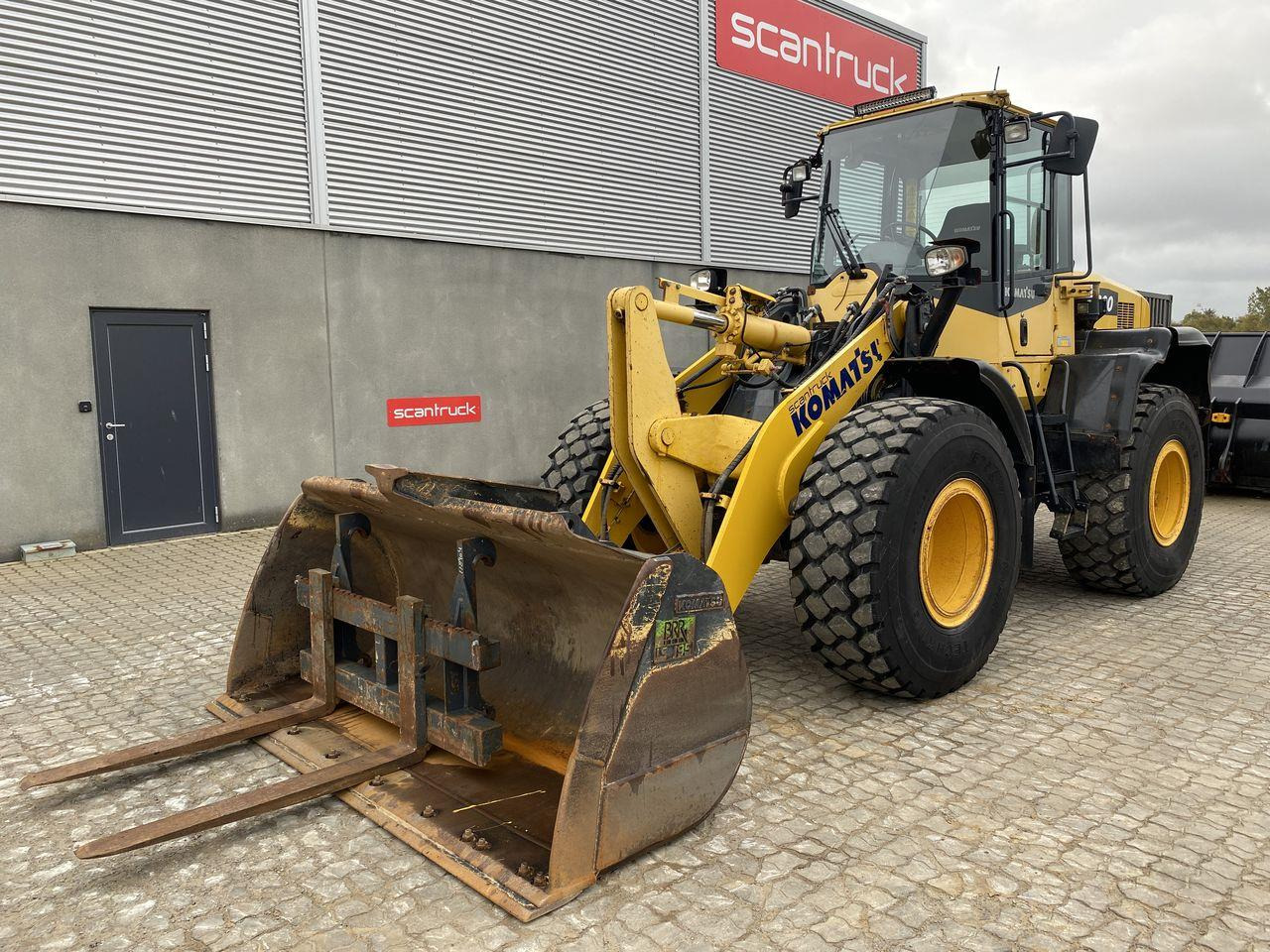 Komatsu WA200-7 - Utovarivač točkaš: slika 1 Komatsu WA200-7 - Utovarivač točkaš: slika 1