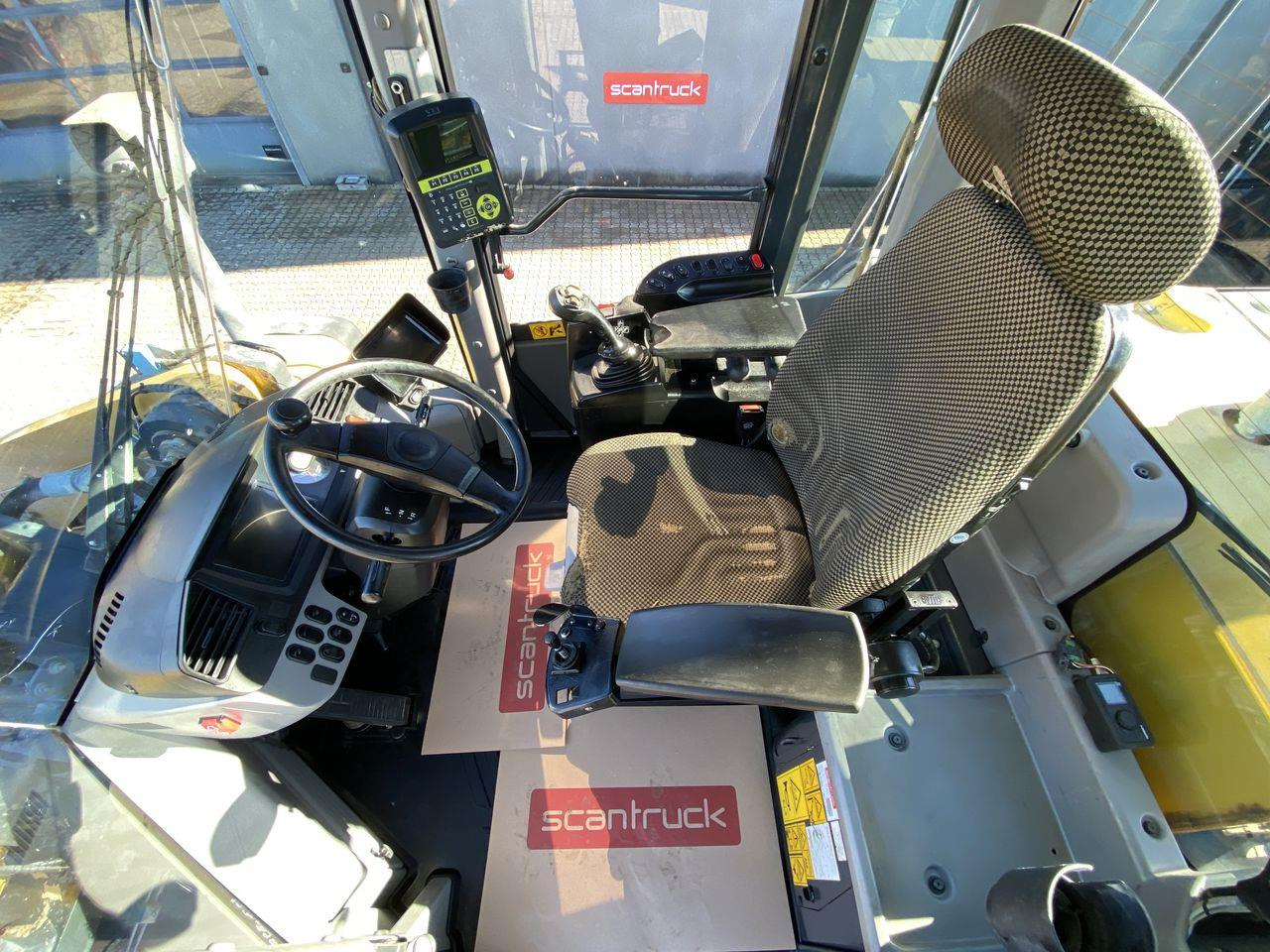 Komatsu WA470-7 - Utovarivač točkaš: slika 3 Komatsu WA470-7 - Utovarivač točkaš: slika 3