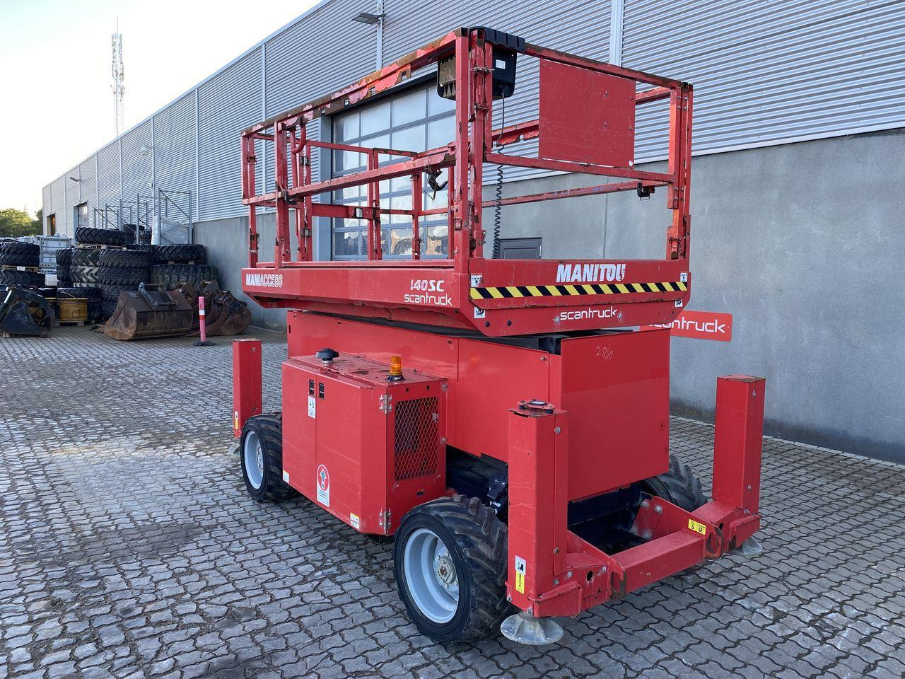 Manitou 140SC - Lift u obliku makaza: slika 2 Manitou 140SC - Lift u obliku makaza: slika 2