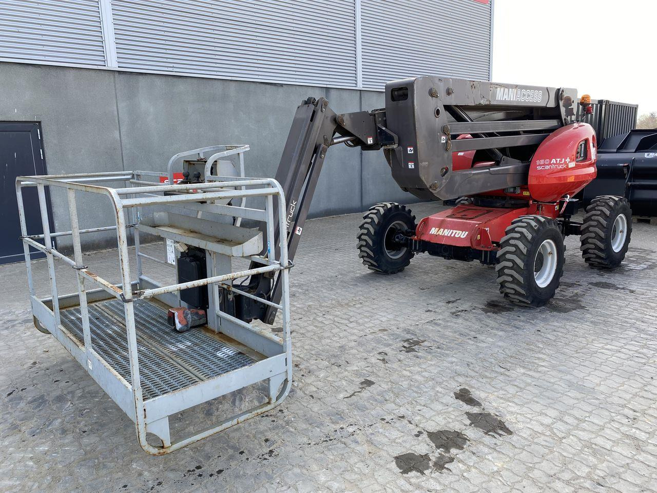 Manitou 160ATJ+ RC - Zglobna platforma: slika 1 Manitou 160ATJ+ RC - Zglobna platforma: slika 1