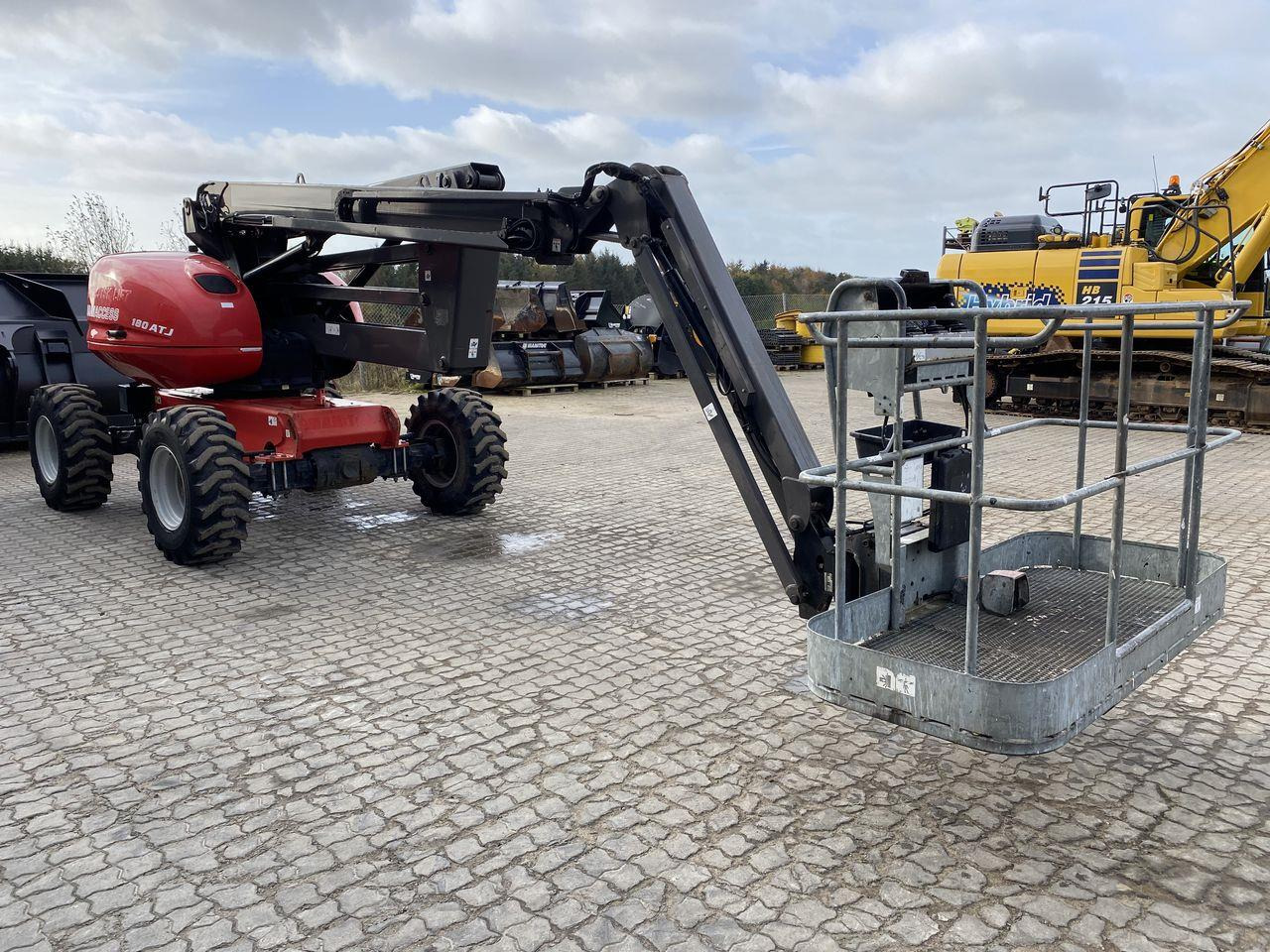 Manitou 180ATJ 2 RC - Zglobna platforma: slika 5 Manitou 180ATJ 2 RC - Zglobna platforma: slika 5