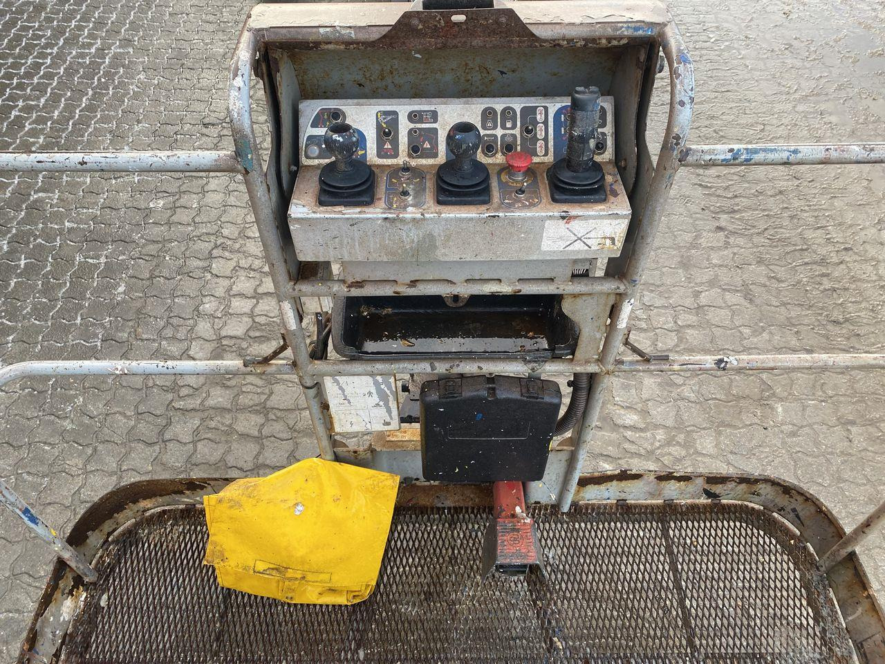 Manitou 180ATJ 2 RC - Zglobna platforma: slika 3 Manitou 180ATJ 2 RC - Zglobna platforma: slika 3