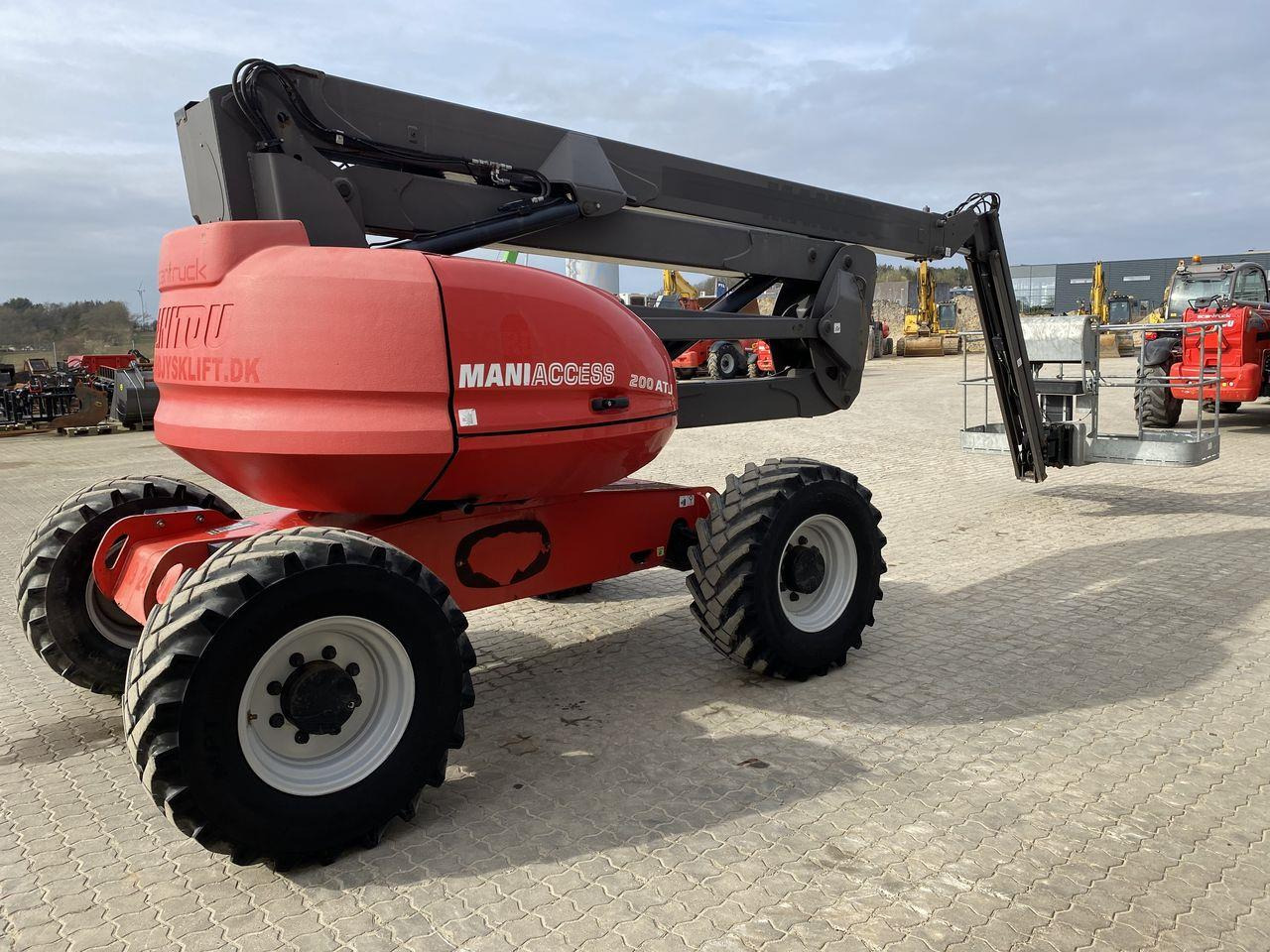 Manitou 200ATJ RC - Zglobna platforma: slika 4 Manitou 200ATJ RC - Zglobna platforma: slika 4
