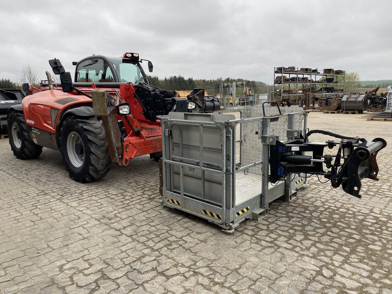 Manitou MT1840A ST3B - Teleskopski upravljač: slika 5 Manitou MT1840A ST3B - Teleskopski upravljač: slika 5