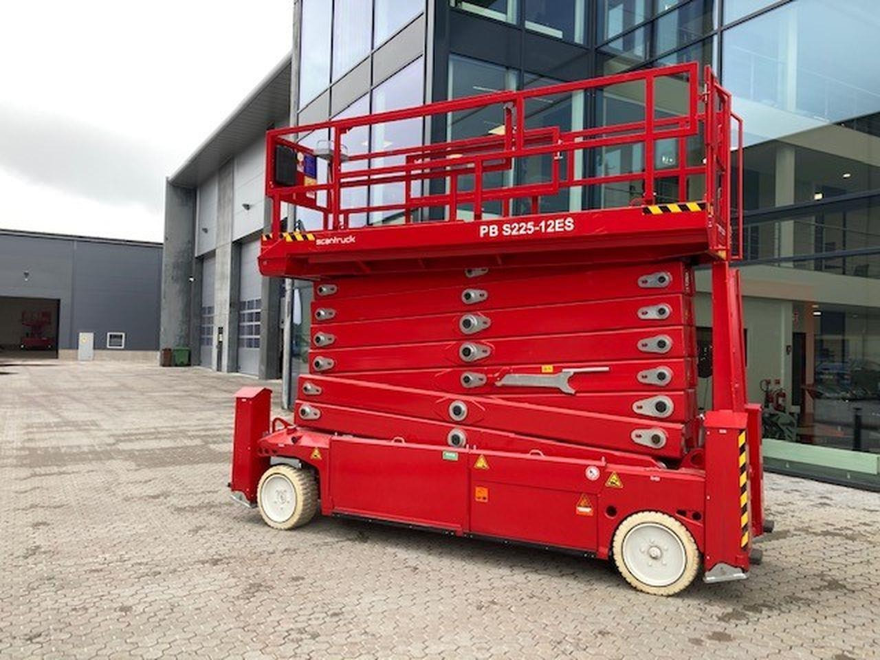 PB S225-12ES - Lift u obliku makaza: slika 2 PB S225-12ES - Lift u obliku makaza: slika 2