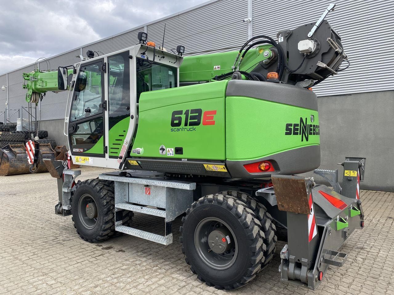 SENNEBOGEN 613E-M - Bager za obradu otpada/ Industrije: slika 2 SENNEBOGEN 613E-M - Bager za obradu otpada/ Industrije: slika 2