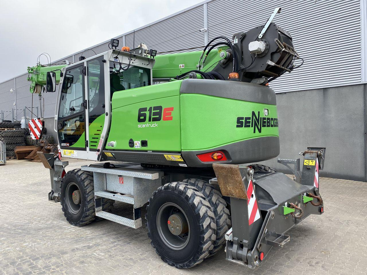 SENNEBOGEN 613E-M - Bager za obradu otpada/ Industrije: slika 2 SENNEBOGEN 613E-M - Bager za obradu otpada/ Industrije: slika 2