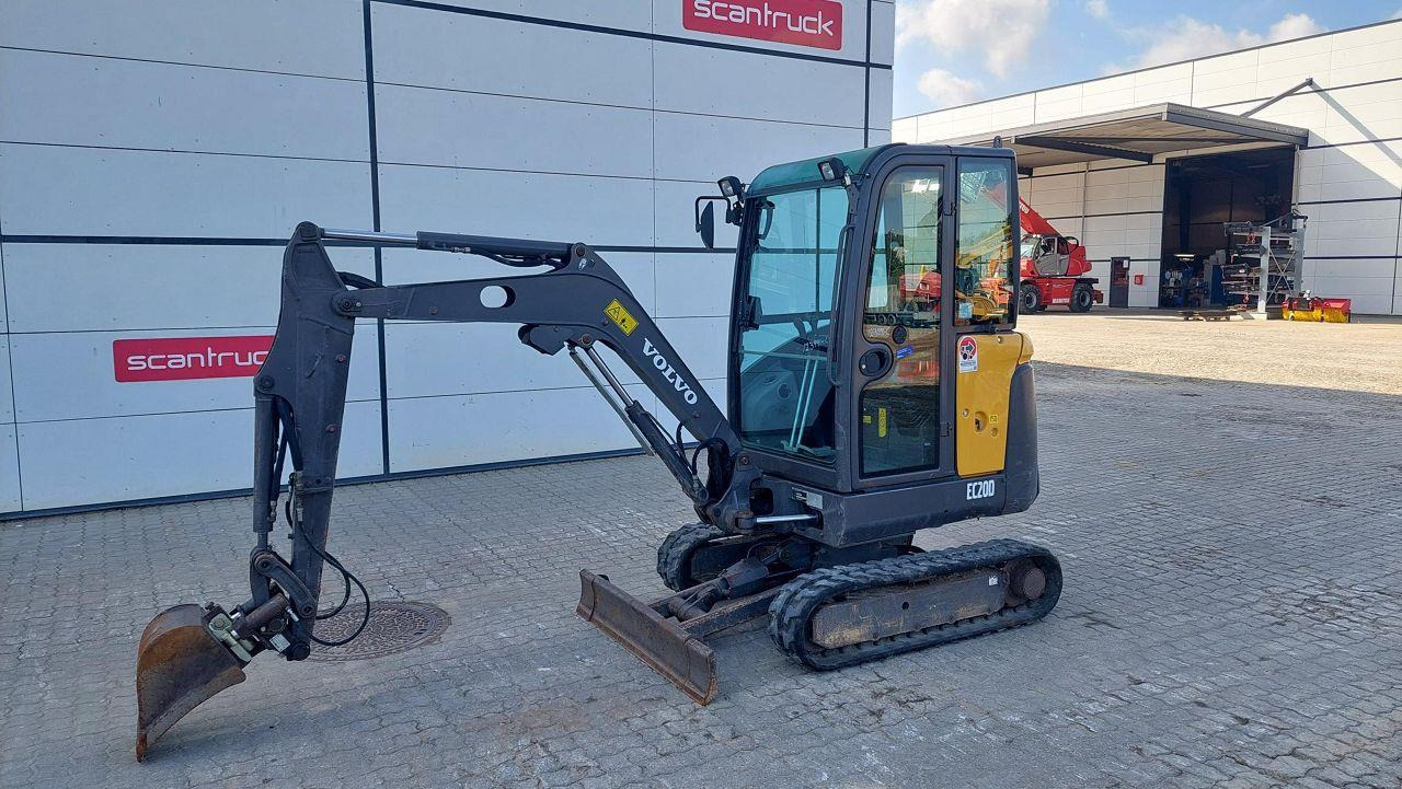 Volvo EC20D - Mini bager: slika 1 Volvo EC20D - Mini bager: slika 1