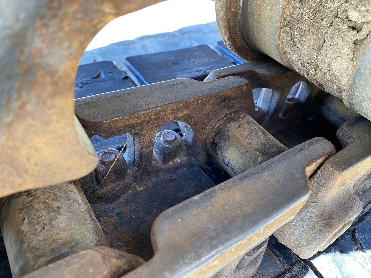 Bager guseničar Volvo ECR145: slika 7