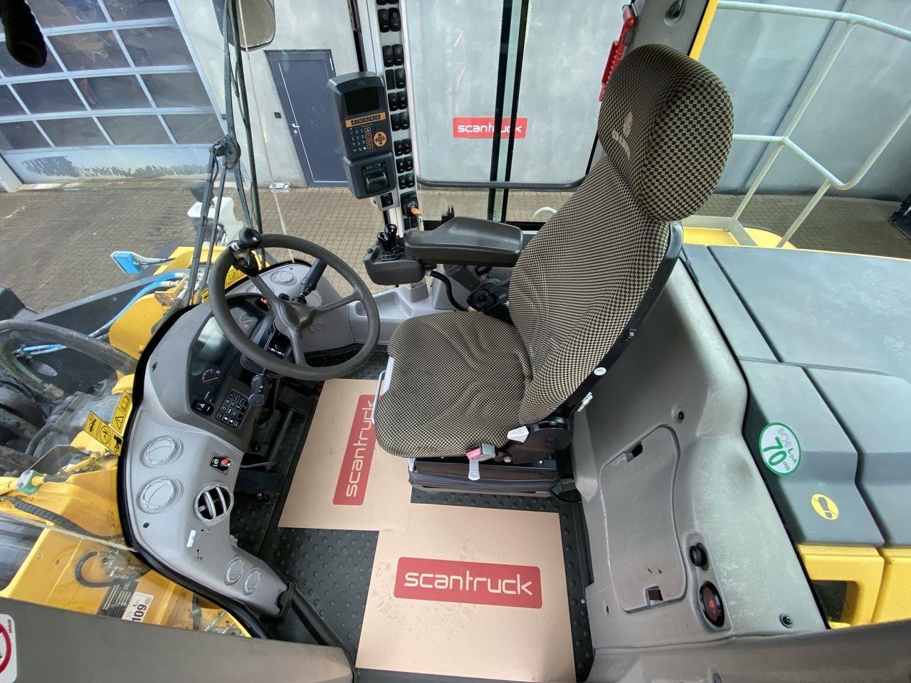 Volvo L220G - Utovarivač točkaš: slika 3 Volvo L220G - Utovarivač točkaš: slika 3