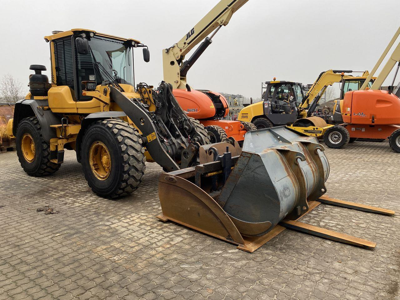 Volvo L60G - Utovarivač točkaš: slika 5 Volvo L60G - Utovarivač točkaš: slika 5