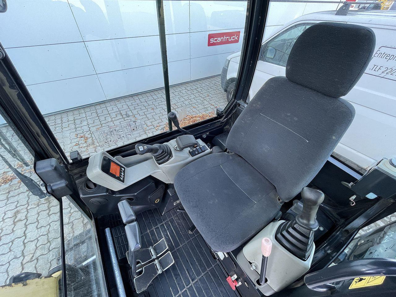 Yanmar SV22 - Mini bager: slika 3 Yanmar SV22 - Mini bager: slika 3